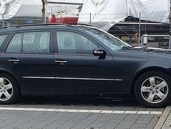 Schwarz Gebraucht 2005 Mercedes 320 Kombi | 5.555 € (Etwas zu teuer)