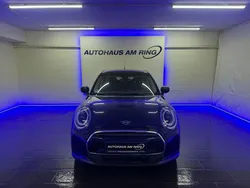 Schwarz Gebraucht 2023 Mini Cooper Classic Kleinwagen | 23.999 € (Fairer Preis)