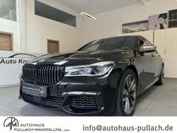 Black sapphire Gebraucht 2017 BMW M760 Performance Limousine | 46.980 € (Fairer Preis)