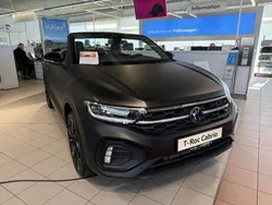 Schwarz Neu 2025 VW T-Roc Cabriolet R-line Cabrio | 48.975 € (Teuer)