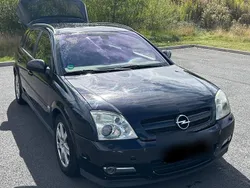 Schwarz Gebraucht 2004 Opel Signum Sport Kombi | 1.999 € (Fairer Preis)