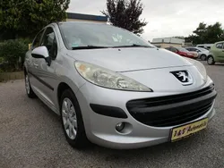 Grau Gebraucht 2006 Peugeot 207 Tendance Limousine | 1.999 € (Fairer Preis)