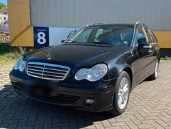Schwarz Gebraucht 2006 Mercedes C220 Classic Kombi | 1.650 € (Superpreis)