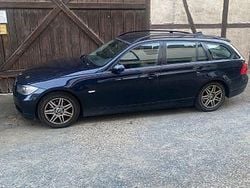 Blau Gebraucht 2007 BMW 320 Kombi | 2.200 € (Superpreis)