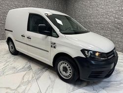 Weiß Gebraucht 2017 VW Caddy Van / Kleinbus | 8.990 € (Superpreis)