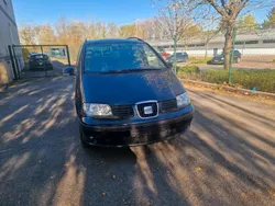 Schwarz Gebraucht 2009 Seat Alhambra Van / Kleinbus | 3.900 € (Etwas zu teuer)