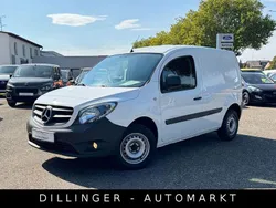 Weiß Gebraucht 2021 Mercedes Citan 108 Van / Kleinbus | 12.290 € (Guter Preis)