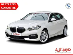 Weiß Gebraucht 2021 BMW 118 Advantage Kleinwagen | 23.490 € (Fairer Preis)