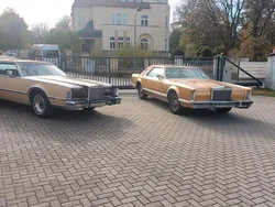 Beige Gebraucht 1976 Lincoln Continental Coupé | 16.000 €