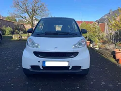 Weiß Gebraucht 2009 Smart ForTwo Coupé Pure Coupé | 4.890 € (Teuer)