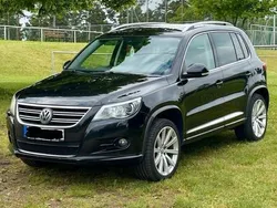 Schwarz Gebraucht 2010 VW Tiguan R-line SUV | 10.850 €