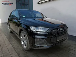 Mythosschwarz Gebraucht 2023 Audi Q7 Competition SUV | 74.880 € (Fairer Preis)