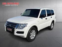Weiß Gebraucht 2018 Mitsubishi Pajero SUV | 31.498 € (Guter Preis)