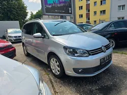 Silber Gebraucht 2015 VW Touran Cup Van / Kleinbus | 11.200 € (Fairer Preis)