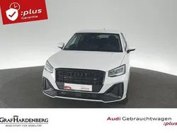 Gletscherweiß metallic Gebraucht 2024 Audi Q2 S-Line SUV | 29.930 € (Guter Preis)