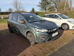 Vert oxide Gebraucht 2024 Dacia Jogger Extreme Van / Kleinbus | 21.490 € (Fairer Preis)
