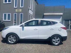 Weiß Gebraucht 2015 Hyundai ix35 SUV | 8.990 € (Superpreis)