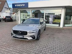 Silver dawn / metallic Gebraucht 2023 Volvo V90 Plus Kombi | 44.890 € (Fairer Preis)