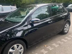 Schwarz Gebraucht 2010 VW Golf VI Kleinwagen | 2.400 € (Superpreis)