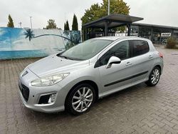 Gris aluminium Gebraucht 2011 Peugeot 308 Access Limousine | 1.700 € (Superpreis)
