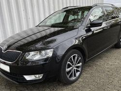Schwarz Gebraucht 2015 Skoda Octavia Kombi | 12.700 € (Etwas zu teuer)