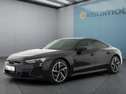 Schwarz Gebraucht 2022 Audi e-tron SUV | 59.049 € (Etwas zu teuer)