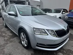 Silber Gebraucht 2019 Skoda Octavia Style Kombi | 10.990 € (Guter Preis)