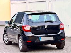 Schwarz Gebraucht 2014 Dacia Sandero Limousine | 3.500 €