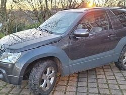 Grau Gebraucht 2012 Suzuki Grand Vitara Comfort SUV | 4.750 € (Teuer)