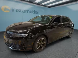 Schwarz Gebraucht 2024 Opel Astra Limousine | 26.499 € (Fairer Preis)