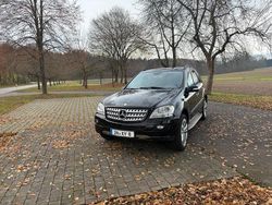 Schwarz Gebraucht 2008 Mercedes ML320 SUV | 8.900 €