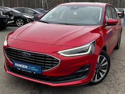 Rot Gebraucht 2025 Ford Focus Titanium X Limousine | 25.900 € (Fairer Preis)