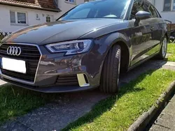 Grau Gebraucht 2018 Audi A3 Sportback Kleinwagen | 16.999 € (Guter Preis)