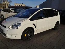 Weiß Gebraucht 2008 Ford S-MAX Titanium Van / Kleinbus | 4.990 € (Etwas zu teuer)
