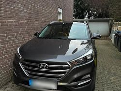Braun Gebraucht 2016 Hyundai Tucson SUV | 14.500 €