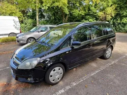Schwarz Gebraucht 2007 Opel Zafira Van / Kleinbus | 2.000 € (Guter Preis)