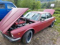 Rot Gebraucht 1980 Jaguar XJ6 Limousine | 2.100 €
