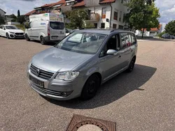 Grau Gebraucht 2007 VW Touran Trendline Van / Kleinbus | 3.300 € (Fairer Preis)