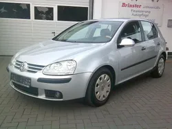 Silber Gebraucht 2004 VW Golf IV Trendline Limousine | 2.378 € (Fairer Preis)