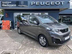 Platinium grau Gebraucht 2021 Peugeot e-Traveller Allure Van / Kleinbus | 29.490 € (Guter Preis)