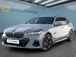 Grau Gebraucht 2025 BMW 520 Kombi | 47.149 € (Superpreis)