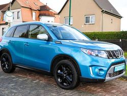 Türkis blau Gebraucht 2018 Suzuki Vitara Comfort SUV | 16.470 € (Fairer Preis)
