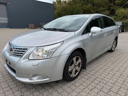 Grau Gebraucht 2011 Toyota Avensis Kombi | 3.500 € (Guter Preis)