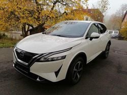 Brilliant white (m) (weiß) Gebraucht 2024 Nissan Qashqai N-Connecta SUV | 34.650 € (Fairer Preis)