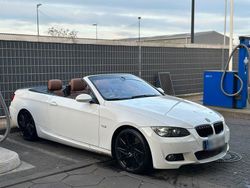 Weiß Gebraucht 2009 BMW 330 Cabriolet Cabrio | 12.000 € (Guter Preis)