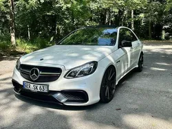 Weiß Gebraucht 2014 Mercedes E63 AMG AMG Limousine | 46.900 € (Teuer)