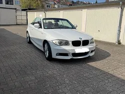 Weiß Gebraucht 2009 BMW 123 Cabriolet M Sport Cabrio | 8.900 € (Teuer)