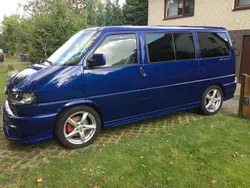 Blau Gebraucht 2004 VW Multivan Edition Van / Kleinbus | 13.000 €