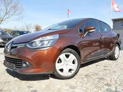 Braun Gebraucht 2015 Renault Clio IV Dynamique Limousine | 6.480 € (Fairer Preis)