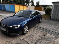 Blau Gebraucht 2014 Audi A3 Sportback Kleinwagen | 13.000 € (Etwas zu teuer)